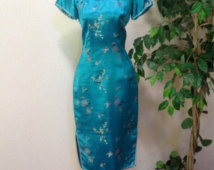 SpringFreeShip/Vintage turquoise satin cheongsam/pin up/china doll/hourglass/wiggle dress