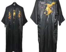 1960s embroidered black satin robe 60s vintage cheongsam dragon embroidery long black rayon duster kimono jacket