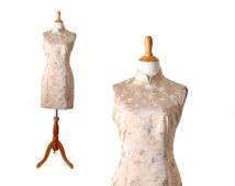 Cheongsam Dress, Gold Dress, Womens Cheongsam, Small Cheongsam, XS Asian Dress, Japanese Dress, Chinese Dress, Vintage Cheongsam