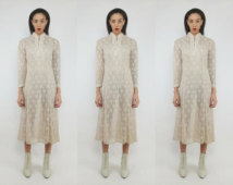 Vintage 90s Oatmeal Sheer Floral Lace Cheongsam Qi' Pao Midi  Dress S