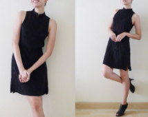 VTG plain Black Cheongsam / QiPao Chinese sleeveless mini dress, mandarin collar,oriental,flower textured,goth,indy,grunge,cyber,raver, XS-S
