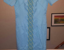 Vintage 70s cheongsam with handmade trim size 2