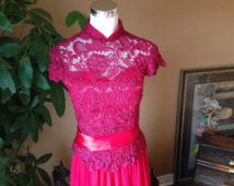 Chinese tea ceremony dress, cheongsam, qipao - Maroon