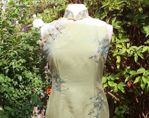 1990's Light Green Asian Wiggle Dress Chinese Embellished Leaf Small Medium Vintage Retro 90s Cheongsam Qipao Gold Sequins Embroidered