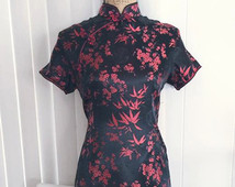 Vintage Asian Cheongsam Dress in Black and Red Metallic Bamboo -- Size L