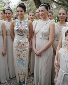 Elegant modern cheongsam