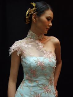 Pink with gold tulle toga long cheongsam with half sleeve , two side slits